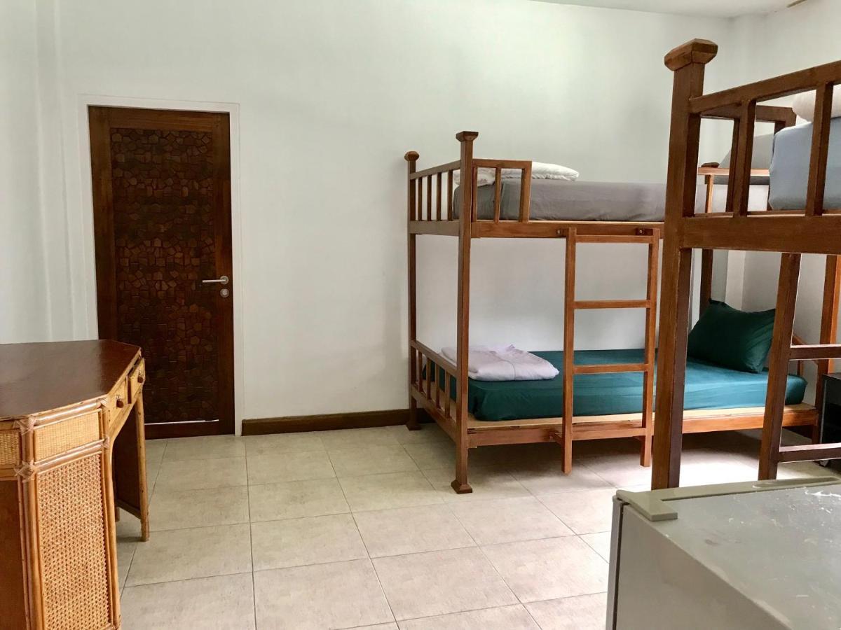 Хостел Hiranyika Cafe & Bed Самуи Экстерьер фото